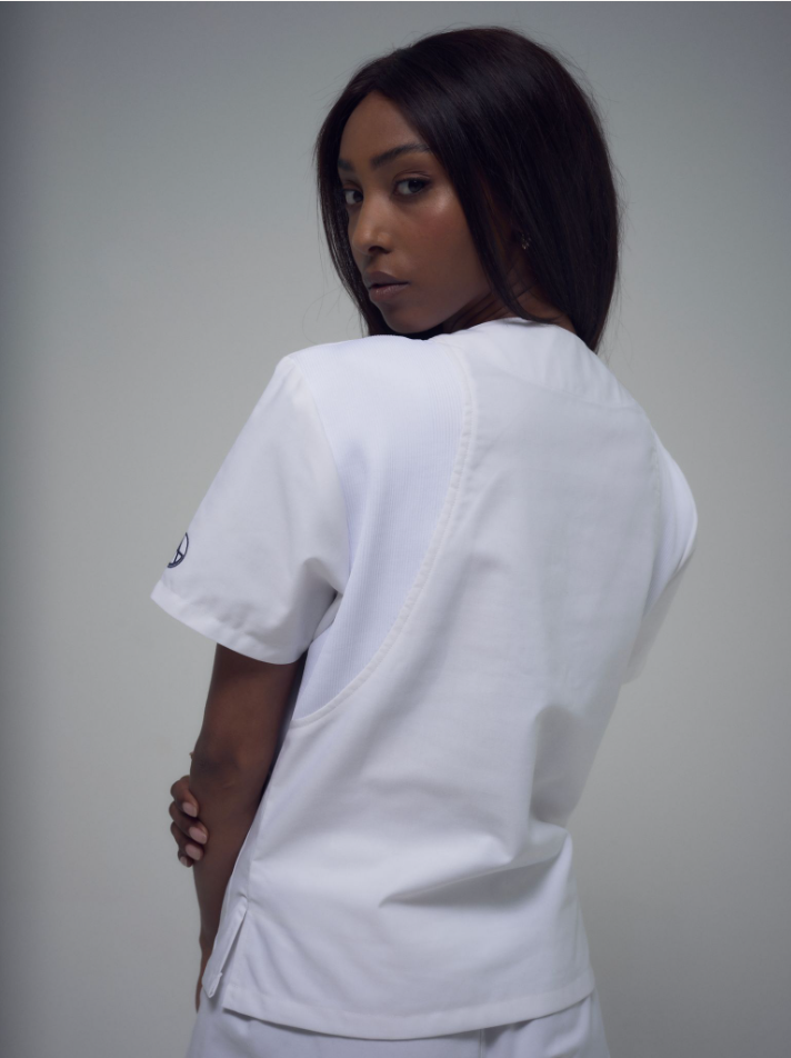 Blouse médicale femme à trois poches et col en V Vénus