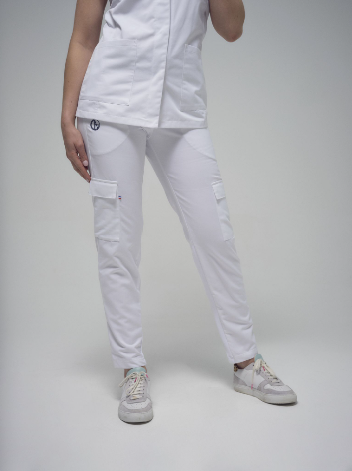 Pantalon médical pour femme cargo ajusté Athéna