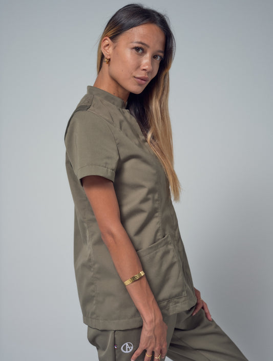 Blouse femme boutons à trois poches kaki Déméter